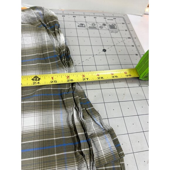 Carhartt Relaxed Fit Plaid Short Sleeve Button Down Shirt Men’s Sz. L Relaxed - Picture 8 of 9